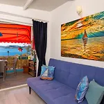 Gazde/Camere de închiriat Derin Mavi Butik
