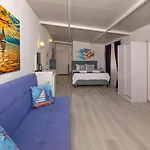 Derin Mavi Butik * Sogut (Aegean)
