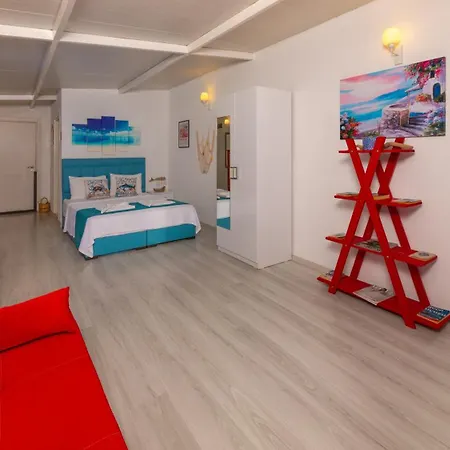 Derin Mavi Butik * Sogut (Aegean)