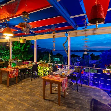 Derin Mavi Butik 홈스테이 Sogut (Aegean)