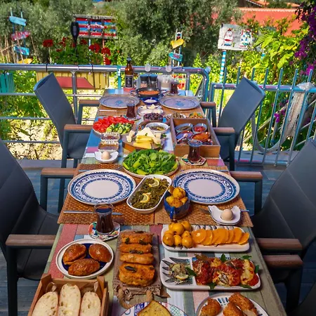 Derin Mavi Butik Sogut (Aegean)