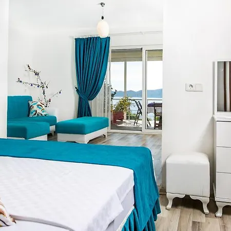 Derin Mavi Butik Sogut (Aegean)