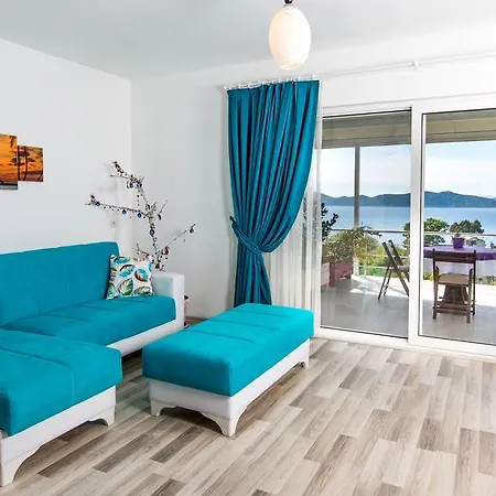 Derin Mavi Butik Homestay