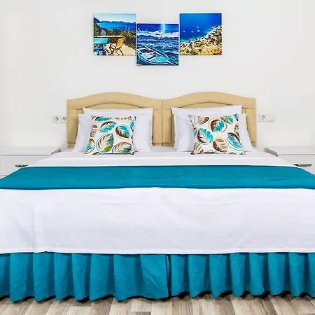 Derin Mavi Butik Sogut (Aegean)