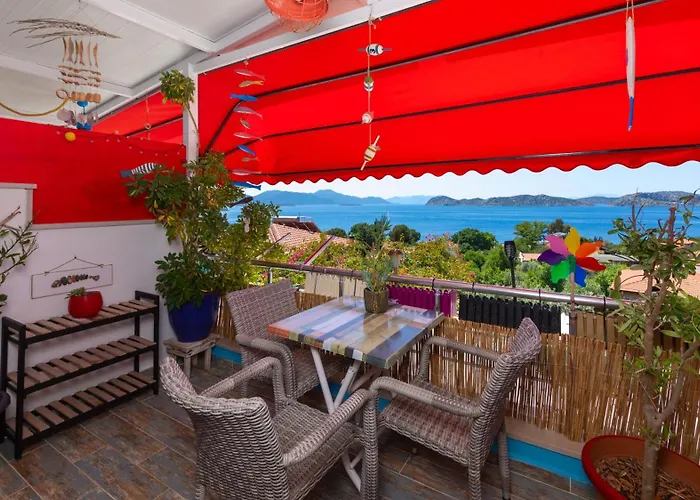 Derin Mavi Butik * Sogut (Aegean)