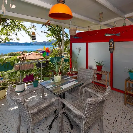 Derin Mavi Butik Söğüt