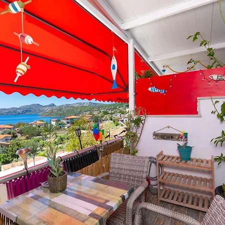 Derin Mavi Butik Pansiyon *