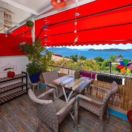 Derin Mavi Butik Pansiyon Söğüt